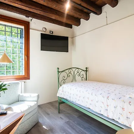 Il Salice Country Luxury Bed and Breakfast Due Carrare
